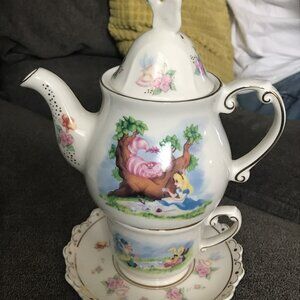 Disney Alice In Wonderland Tea For One Teapot Cup Saucer *Retired* NEW in BOX